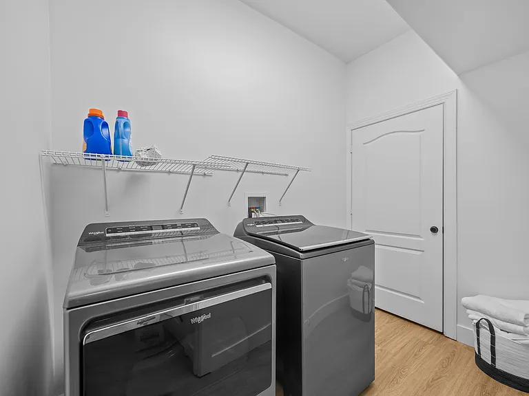 Verde Vista, Asheville, NC, Laundry Room