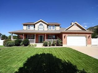 778 W Creek Ln, Farmington, UT 84025