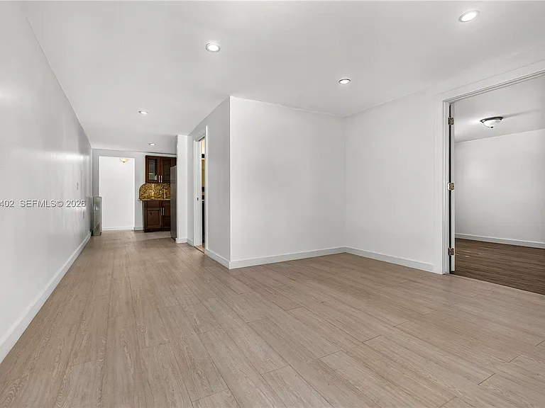 5800 Taylor St #2 — Photo 11