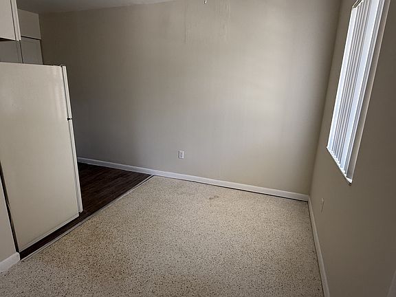 3rd image of 1502 N Federal Hwy #11400419