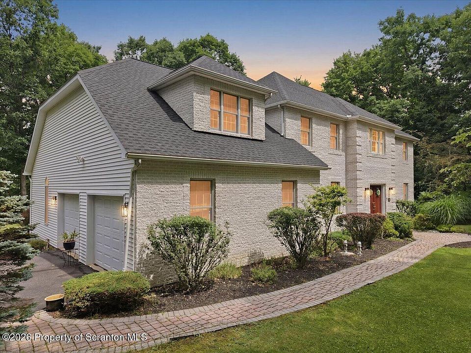 1st image of 498 Twinbrook Rd