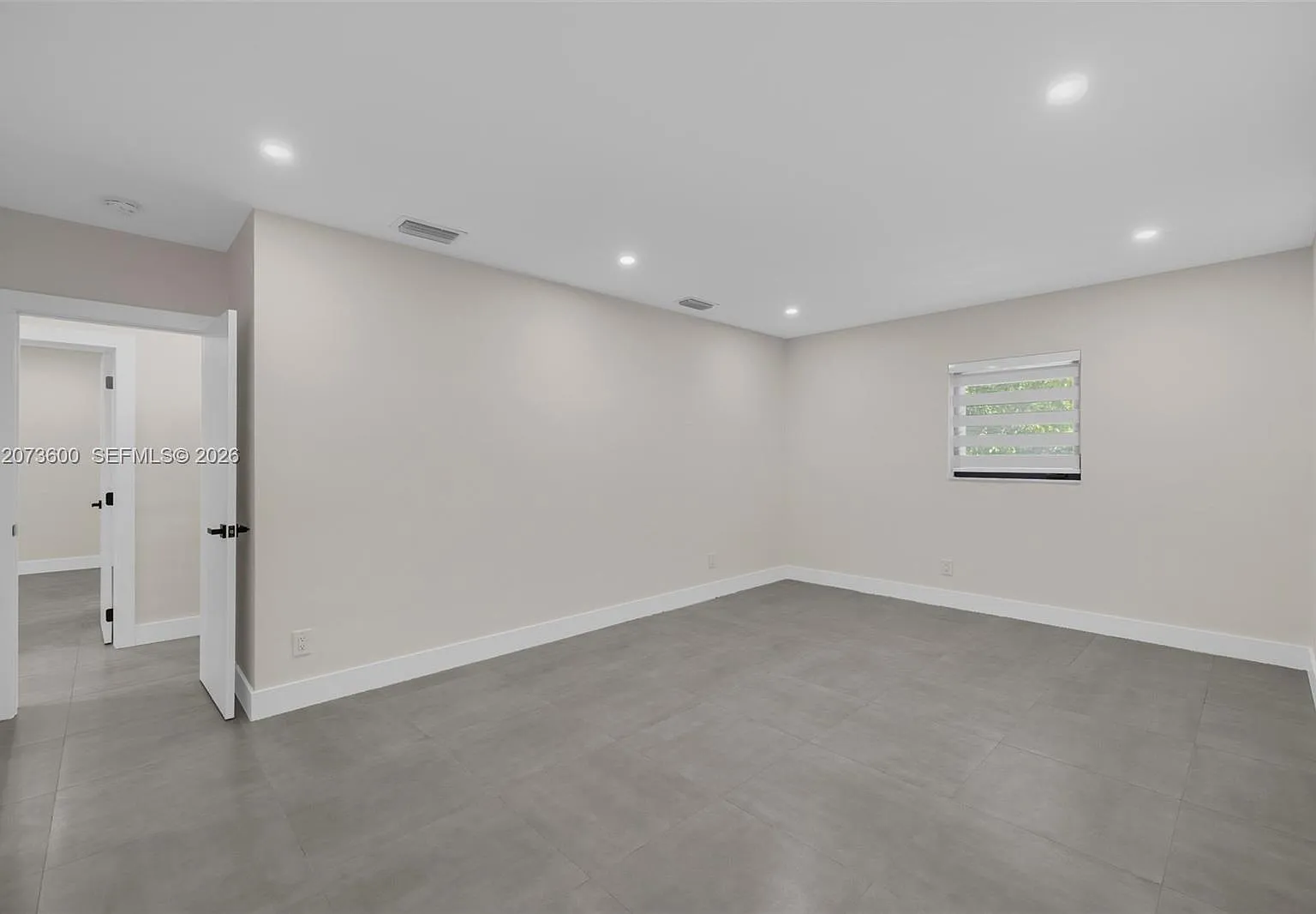 3 bed, 2.5 bath, $6,000 — Photo 4