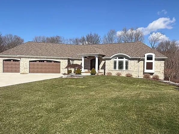 663 Stonehenge Dr SW, Grandville, MI 49418