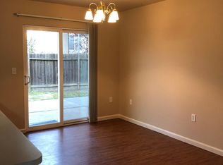 7009 Forest Hill Dr, Diamond Springs, CA 95619