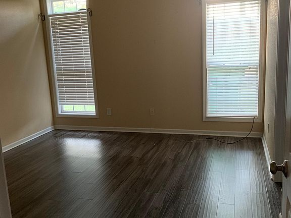 Master down, slanted 14 foot ceiling