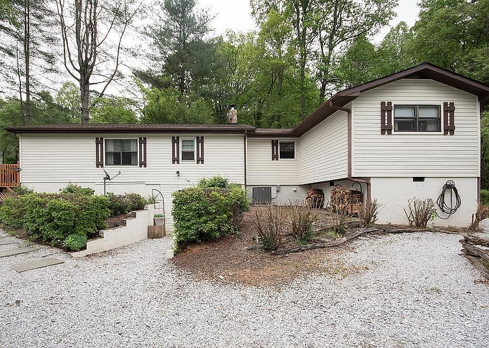 1st image of 699 Riverbend Rd