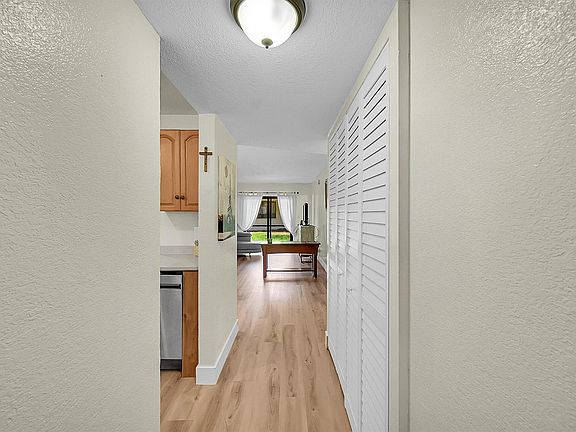 5th image of 9503 Boca Cove Cir APT 603