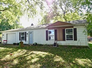 1405 S Grandview Ct, Yorktown, IN 47396