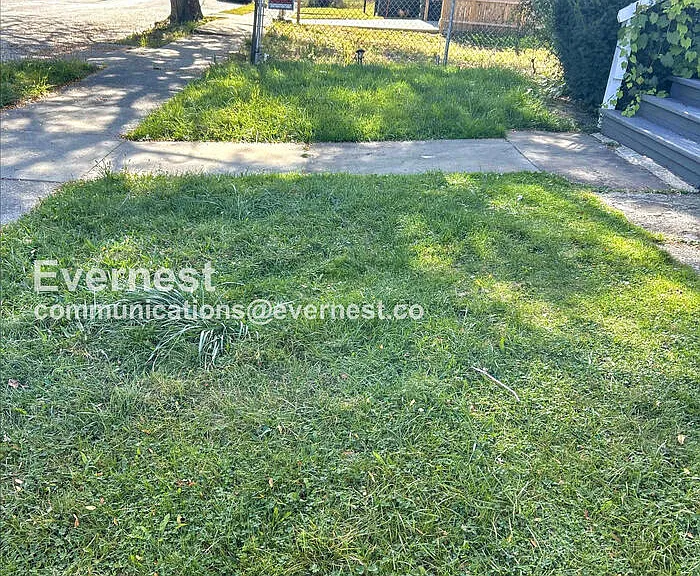 2216 E 82nd St — Photo 19