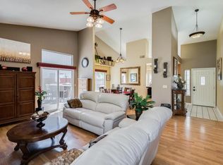 5113 Walnut Place Ln, Carmichael, CA 95608