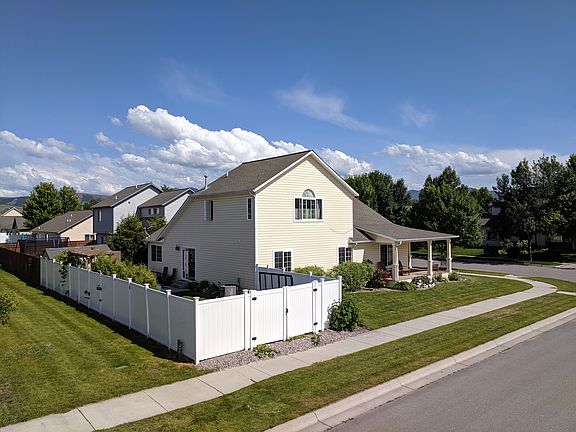 2nd image of 4042 Chelsea Dr