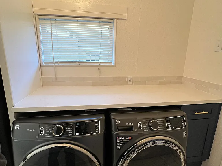 209 Sunnyside Ave — Photo 22