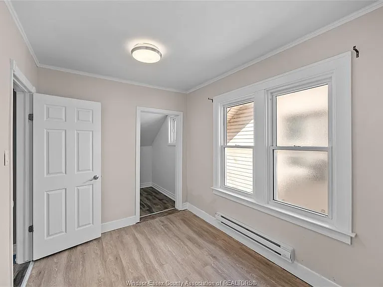 1156 Elm Ave #UPPER — Photo 10