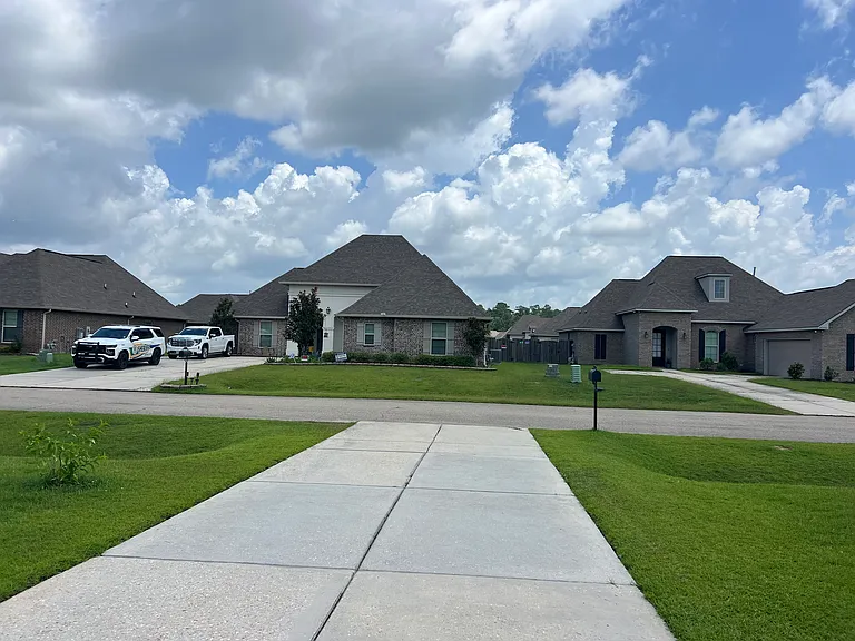 20340 Thornwood Dr — Photo 5
