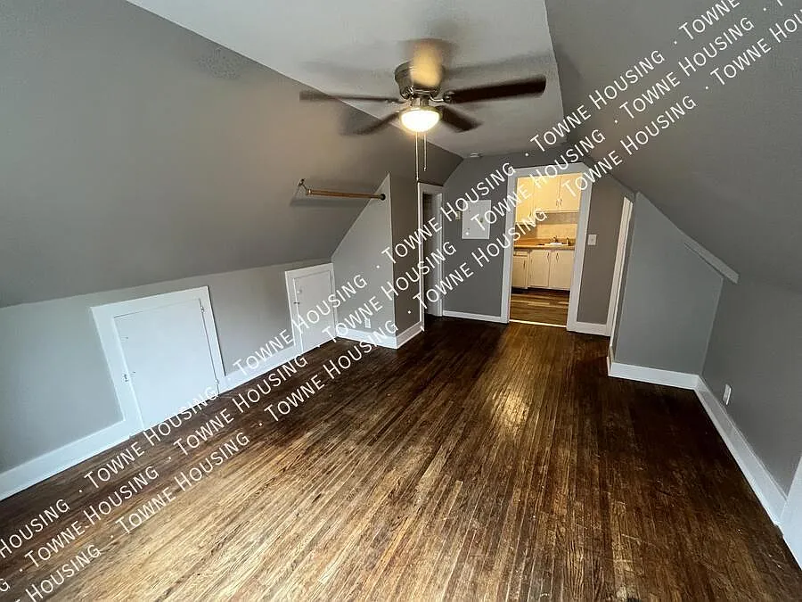 Building Photo - 103 Genesee St #3B