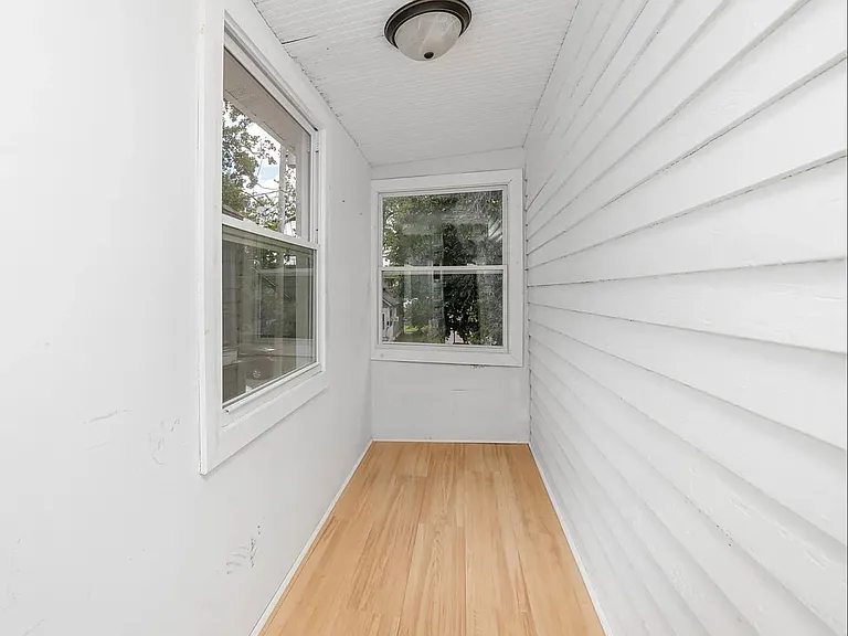 1044 Muskegon Ave NW — Photo 13