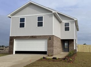 3135 Breezy Bay Ct, Southport, FL 32409