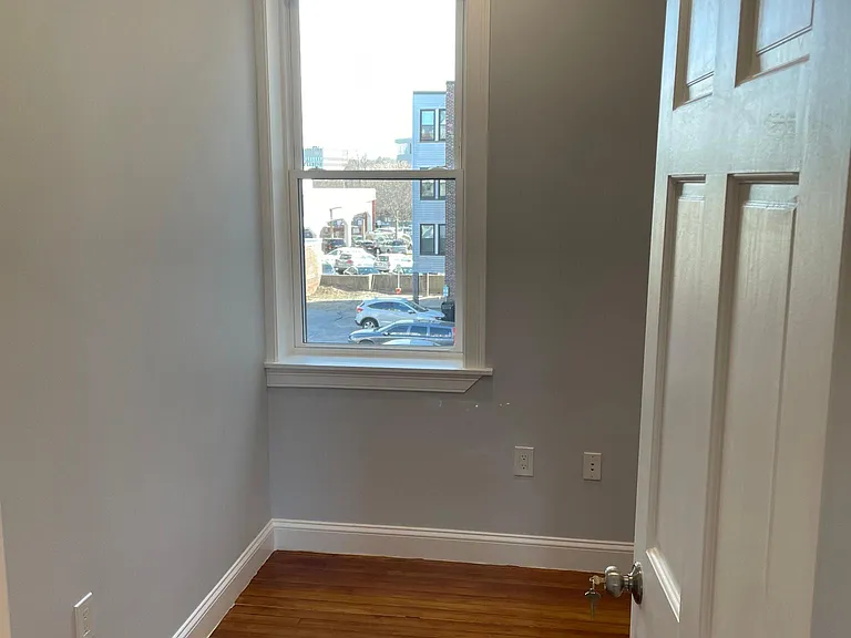 3 Alton Pl #2 — Photo 36