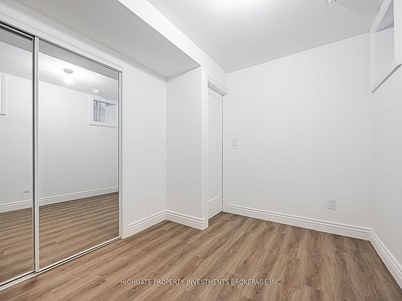 4th image of 678 Willard Ave #Basement