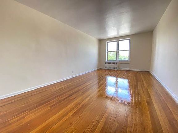 2nd image of 38-15 Bowne St #6C