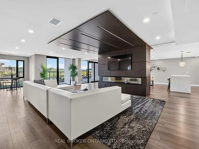 15 Queen St S #1206 — Photo 31