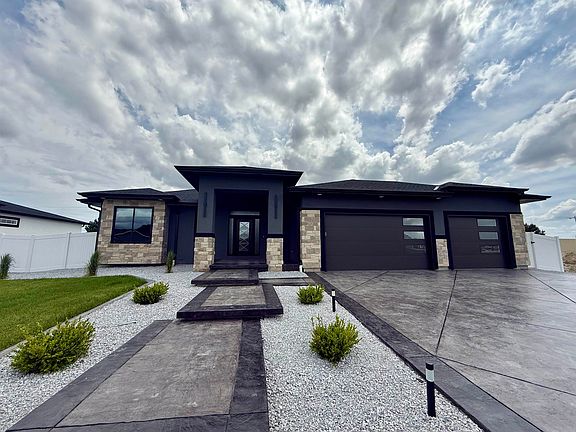 5th image of 1017 Madden Rd