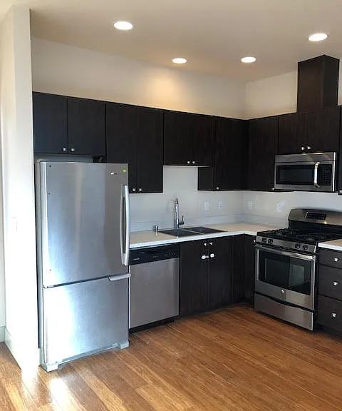 2023 13th Ave W #401 — Photo 8