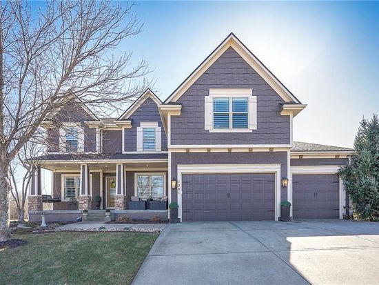 1201 Richards Cir, Raymore, MO 64083