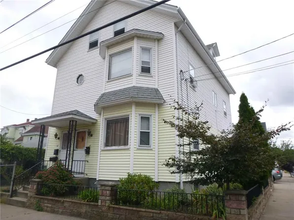 45 Park St, Pawtucket, RI 02860