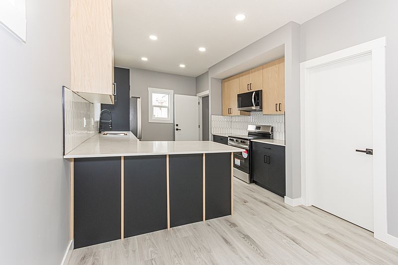Edmonton Apartment for rent - 3 Bedrooms — photo 23