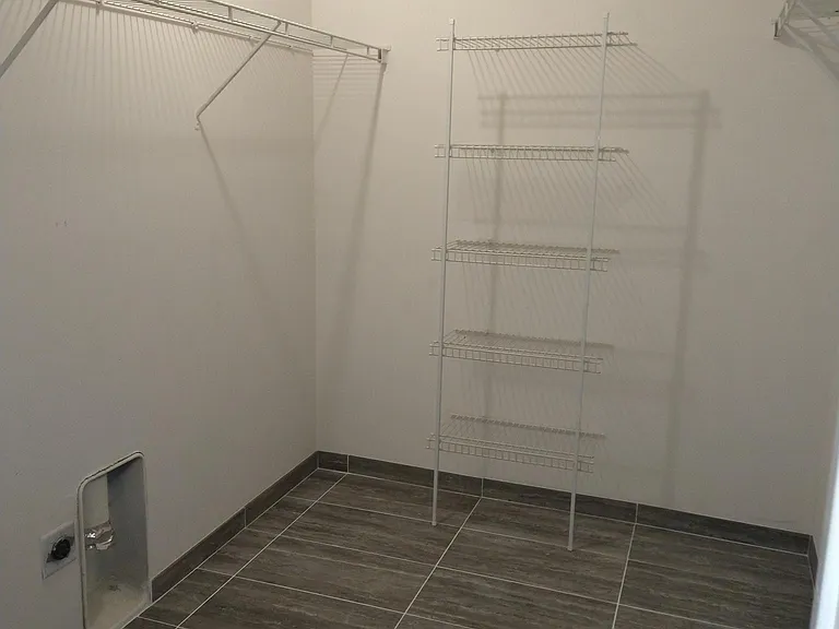 162 Crestland Dr — Photo 13