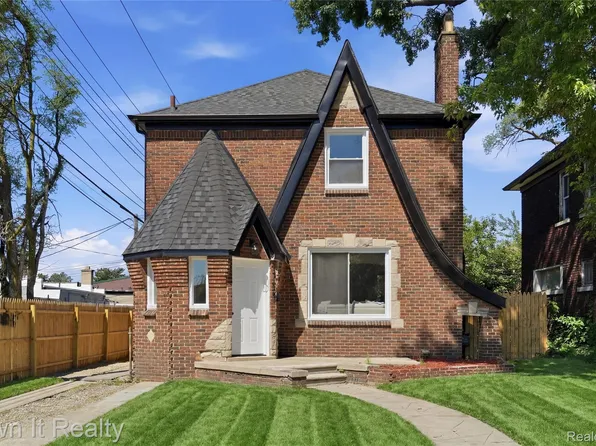 17127 Santa Barbara Dr, Detroit, MI 48221