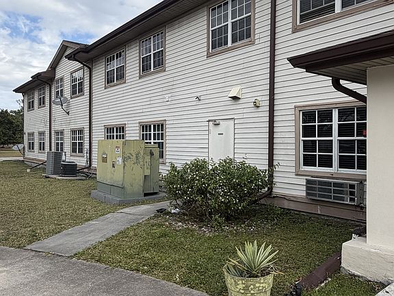 3rd image of 612 N 11th St Unit 204