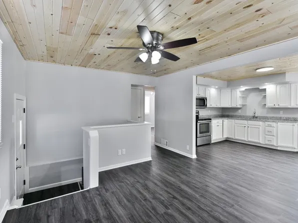 5509 N St, Omaha, NE 68117