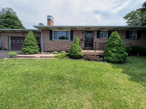 499 Obney Ave, Monaca, PA 15061