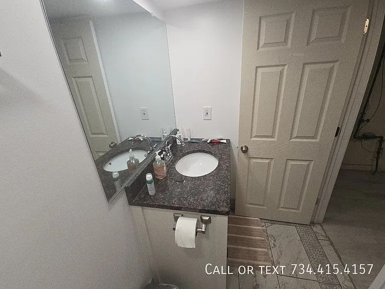 818 Packard St — Photo 22