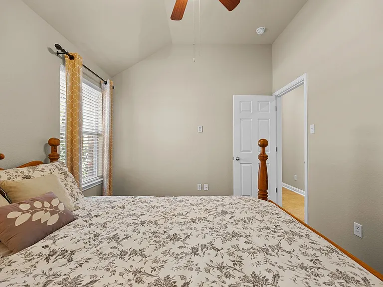 110 Chalk Draw Ct — Photo 51
