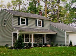 256 Cherry Ln, Avon Lake, OH 44012