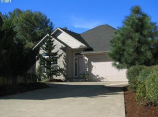 510 Walnut Pl, Springfield, OR 97477