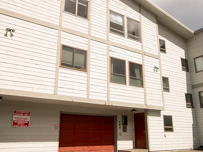 329 E 14th Ave #13 — Photo 2