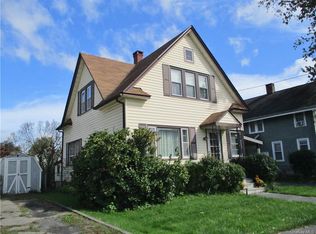 27 Pine St, Port Jervis, NY 12771