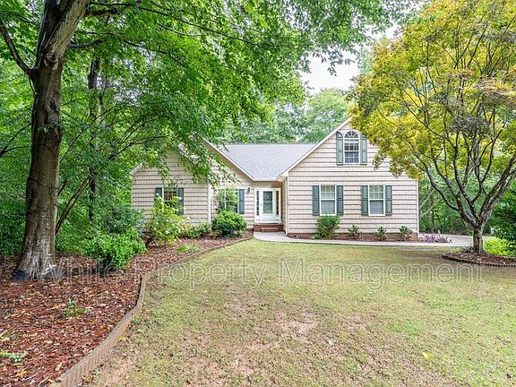 2nd image of 1780 Sherwood Ct