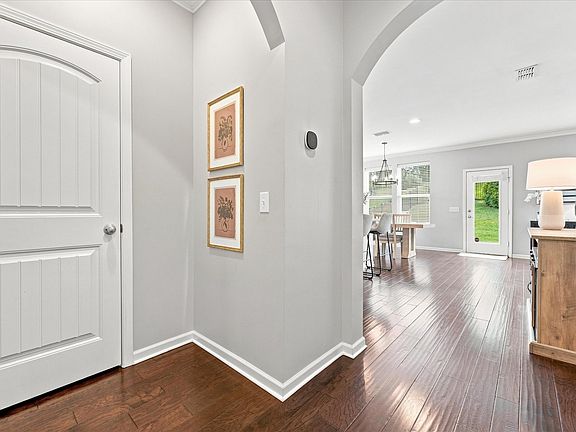 5th image of 1872 Stonewater Dr