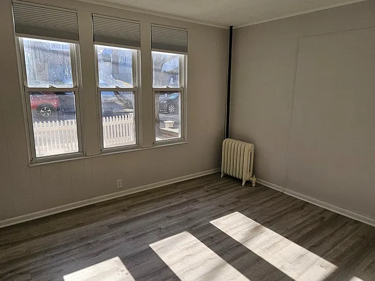 153 Burhans Ave #1 — Photo 10