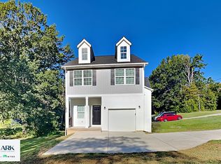 2529 Oakdale Rd, Charlotte, NC 28216