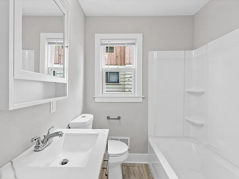 7029 W Hampton Ave — Photo 13