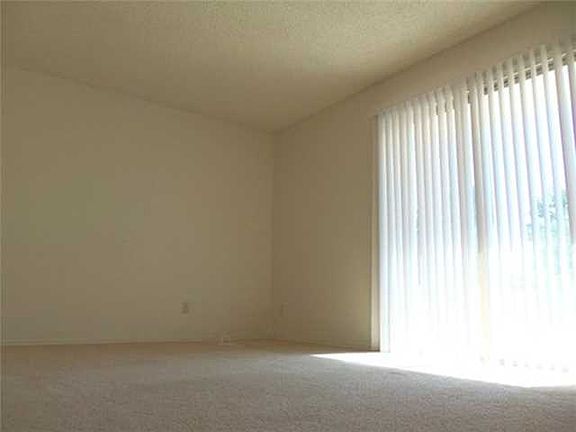 2nd image of 3424 Killeen Pl