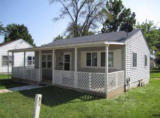 207 S 25th St, Louisiana, MO 63353