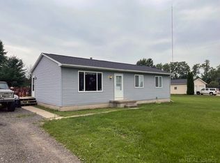 1455 Willard Rd, Birch Run, MI 48415