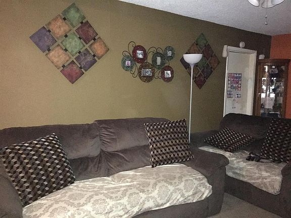 3rd image of 5833 Melanite Ave